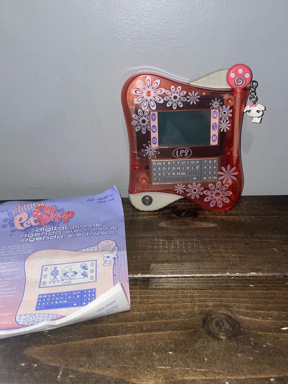 HASBRO Littlest Pet Shop LPS 2008 Digital Handheld Pet Planner Game Stylus pink